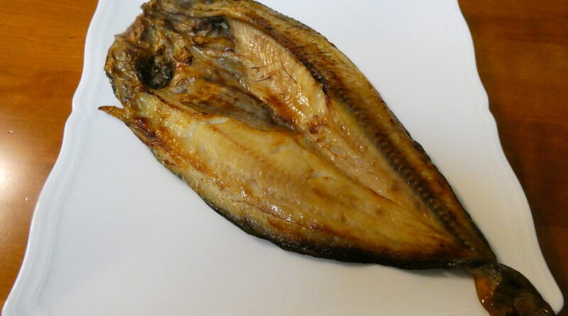 トロナジャパン、「レンジで簡単焼き魚　ほっけひらき」「レンジで簡単焼き魚　大きなあじひらき」
